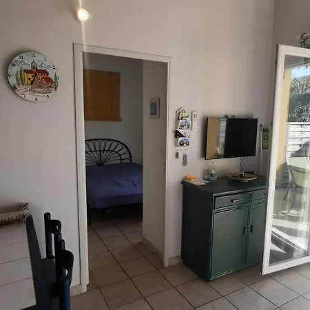 Rénovée, Climatisée, Piscine, Parking Privé, Proche Mer, Pour 6 Pers. - Fr-1-607-107