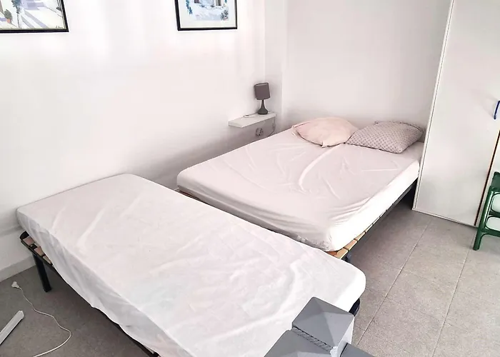 Rénovée, Climatisée, Piscine, Parking Privé, Proche Mer, Pour 6 Pers. - Fr-1-607-107 Agde