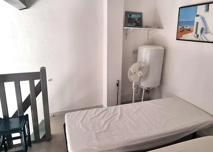 Rénovée, Climatisée, Piscine, Parking Privé, Proche Mer, Pour 6 Pers. - Fr-1-607-107 *