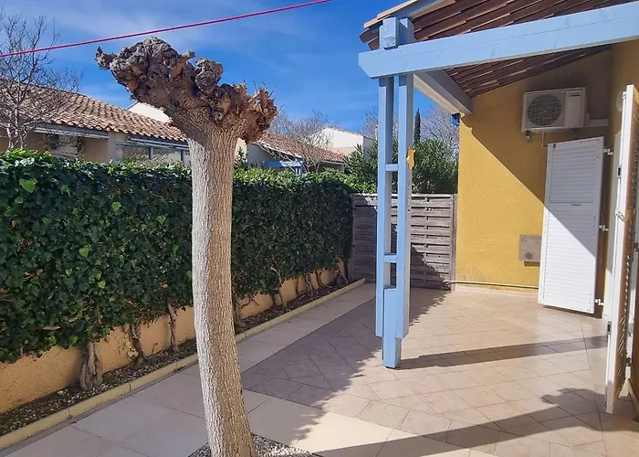 Rénovée, Climatisée, Piscine, Parking Privé, Proche Mer, Pour 6 Pers. - Fr-1-607-107